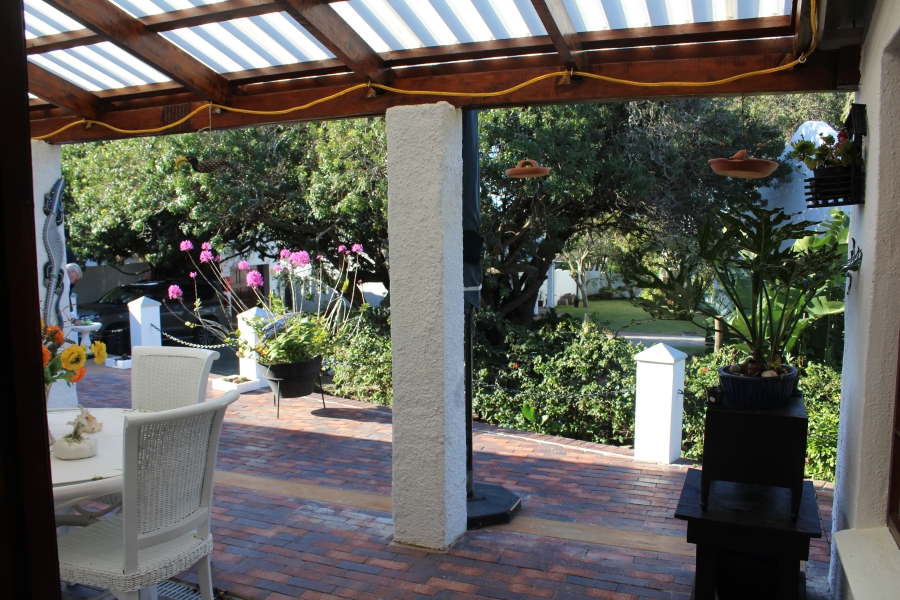 2 Bedroom Property for Sale in West Bank Eastern Cape